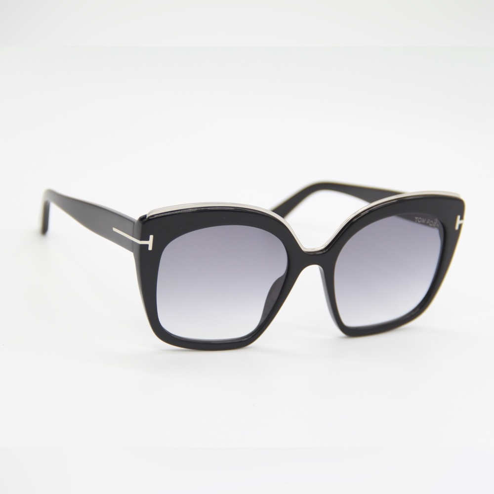 NEW TOM FORD CHANTALLE WOMEN SUNGLASSES TOM FORD TF944 01B EYEWEAR FT0944/S - Picture 1 of 13